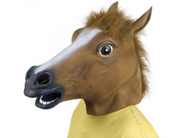 Masque tête de cheval insolite